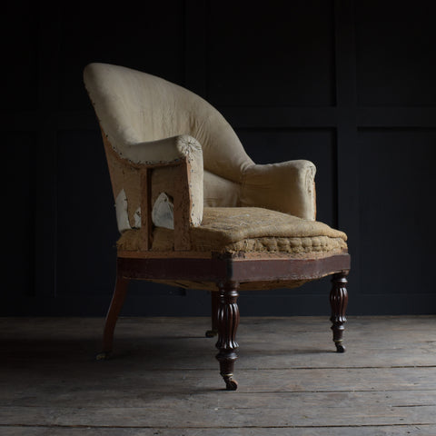 Attractive Napoleon III 'Crapaud' Armchair, Circa 1880. Upholstery inclusive.