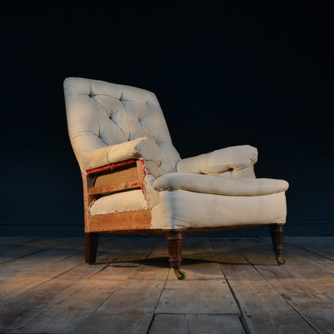 A Good 19th Century Buttoned Back Rosewood Armchair.